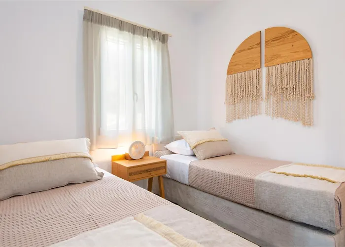 Thimari Vathi (Sifnos)